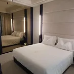 Sparano Palace - Luxury Maison Ξενοδοχείο Μπάρι