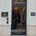 Ξενοδοχείο Sparano Palace - Luxury Maison 4*