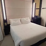 Ξενοδοχείο Sparano Palace - Luxury Maison 4*