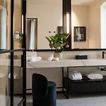Sparano Palace - Luxury Maison 巴里